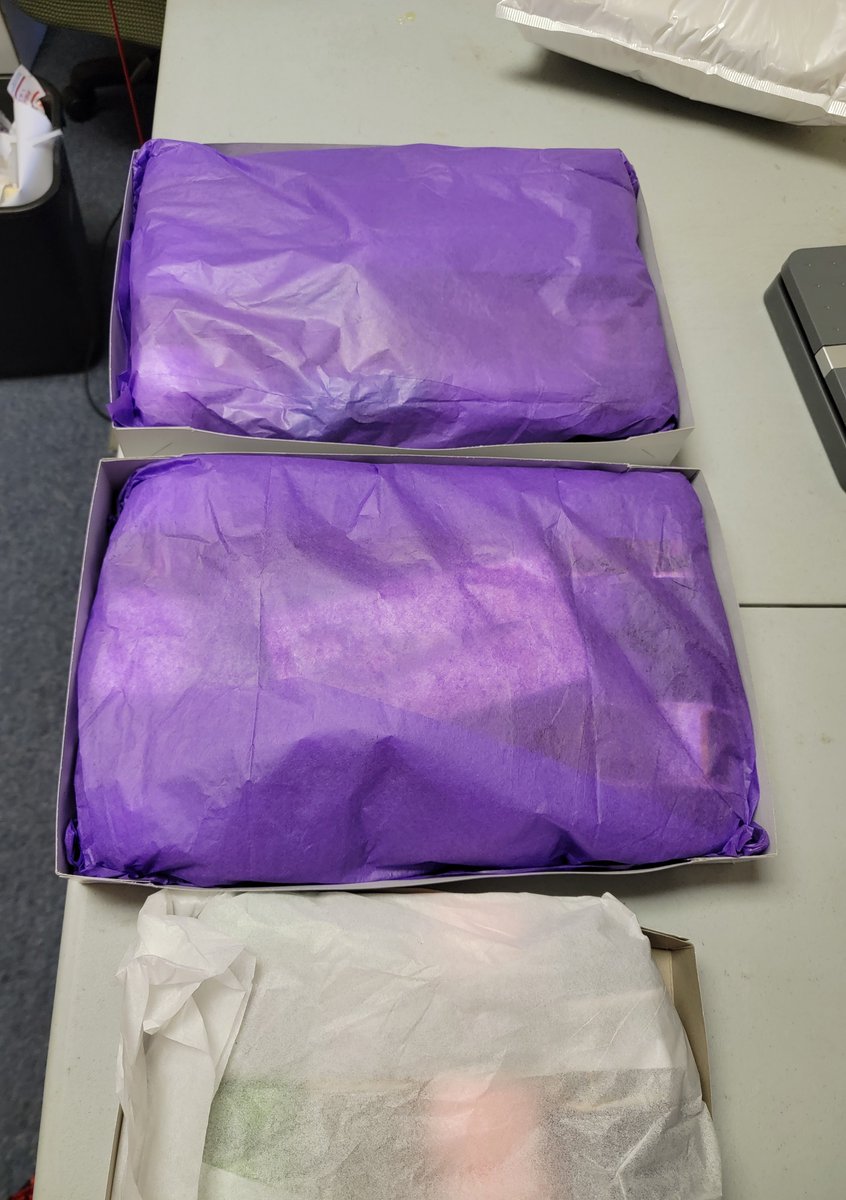 GuChet's tweet image. Can you imagine opening a box full of this gorgeous yarn? Our Yarn Gift sets are the perfect gift for the yarn lover in your life. ORDER NOW
Shop online👉guchet.com/yarngiftsetsge…
#yarn #crocheting #knitting