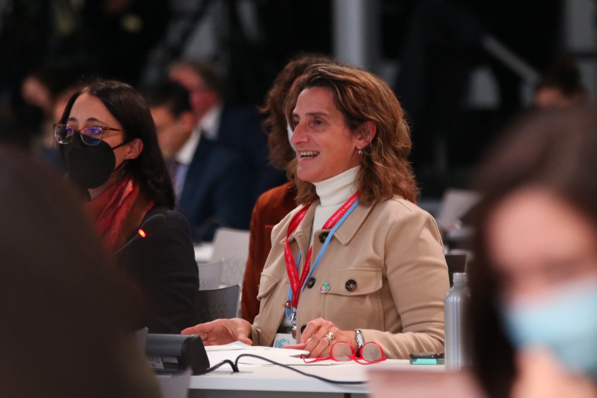 mitecogob's tweet photo. 📢La #COP26 ha llegado a su fin

La cumbre ha acordado reducir el uso del carbón y poner fin a los subsidios a los combustibles fósiles

✅El acuerdo de Glasgow "sienta las bases para la nueva etapa hasta 2030”, ha expresado la vicepresidenta @Teresaribera 

HILO👇🧵 https://t.co/srjmaUbOZM