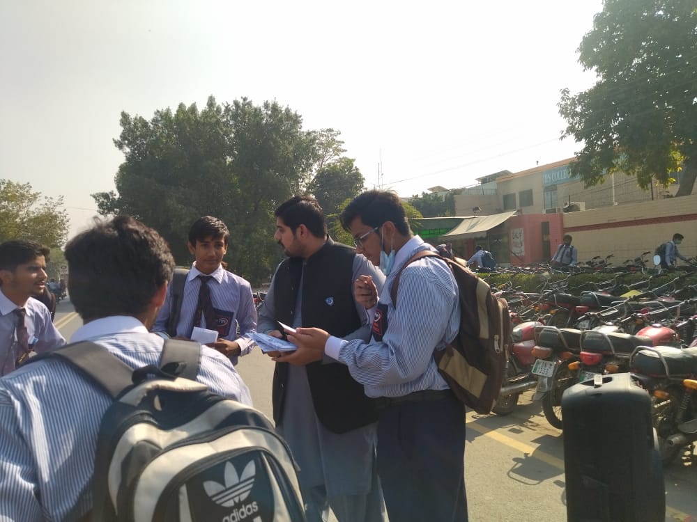FsdJamiat's tweet photo. دعوتی مہم بسلسلہ حقوقِ طلبہ کنونشن

اسلامی جمعیتِ طلبہ گورنمنٹ کالجز کی ٹیم نے کالجز میں دعوتی وفود نکالے اور طلبہ کو کنونشن میں شرکت کی دعوت دی۔

#CollegesZone #StudentsRightsCompaign #StudentsRightsConvention2021 #fsdjamiat
#IJT_StudentsConvention https://t.co/kOCYvIAf23