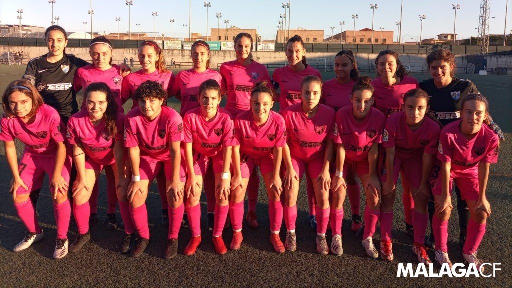 📷 Las cadetes de <a href="/estrelladiaz2/">Estrella Díaz</a> suman y siguen.

Acaban de ganar a domicilio al CD Híspalis por 2-5 con tantos de Durán (3), Jiménez y Ainhoa.

¡Enhorabuena, chicas!

#VamosMálaga💗