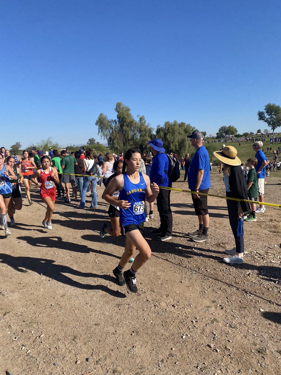 ChipStratton's tweet photo. Mustangs competing at this mornings AIA State Cross Country meet. https://t.co/MWxK9wRjOw