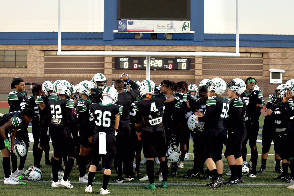 We Forever shifted the Culture at Rudder, fought off the negative stigma place on Rudder &amp; I’m so proud of my brothers and coaches &amp; the history we accomplished this Year. I Love All My Guys…  🤞🏾  #LockedinForever 🔒