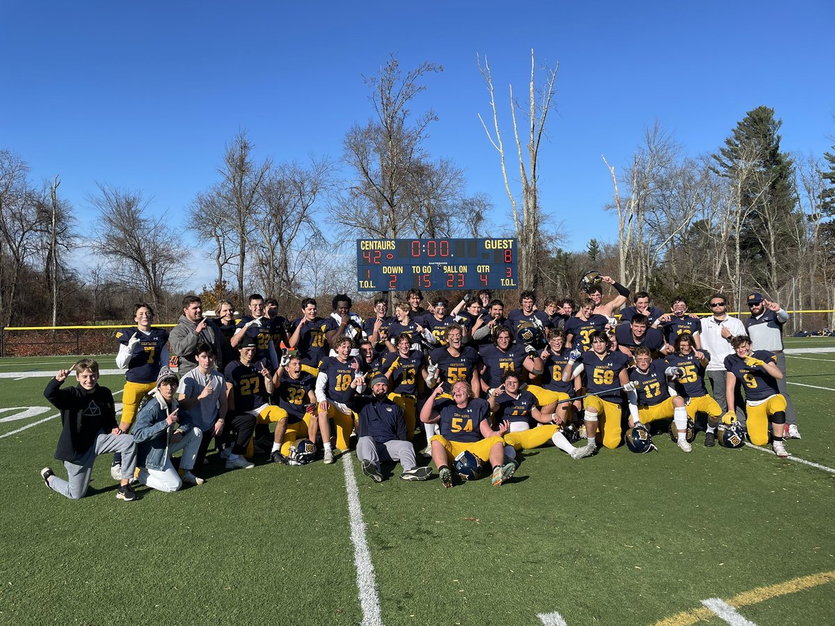 MBrunetti_MC's tweet photo. The ECC Division II Champion Woodstock Academy Centaurs. 

What a day for senior QB Ethan Davis: 262 rushing yards, 4 touchdowns to go along with 170 passing yards and 2 touchdowns. #cthsfb 
@GameTimeCT @GoECCAthletics https://t.co/MI3qKgJQ1l