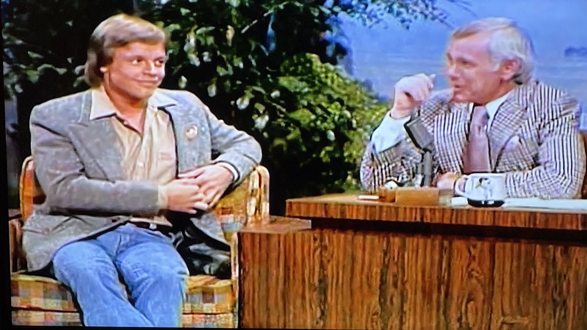 DizzyMsLizzy85's tweet photo. Caught a young @HamillHimself on an old Johnny Carson rerun last night! https://t.co/9gpwm1QNqJ