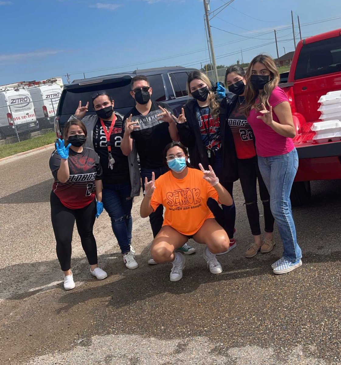 LuisCBocanegra1's tweet photo. Supporting Class of 2022 @lobo_pride ‼️Keep pushing forward 👏👏👏 https://t.co/lOxxUPlCbi