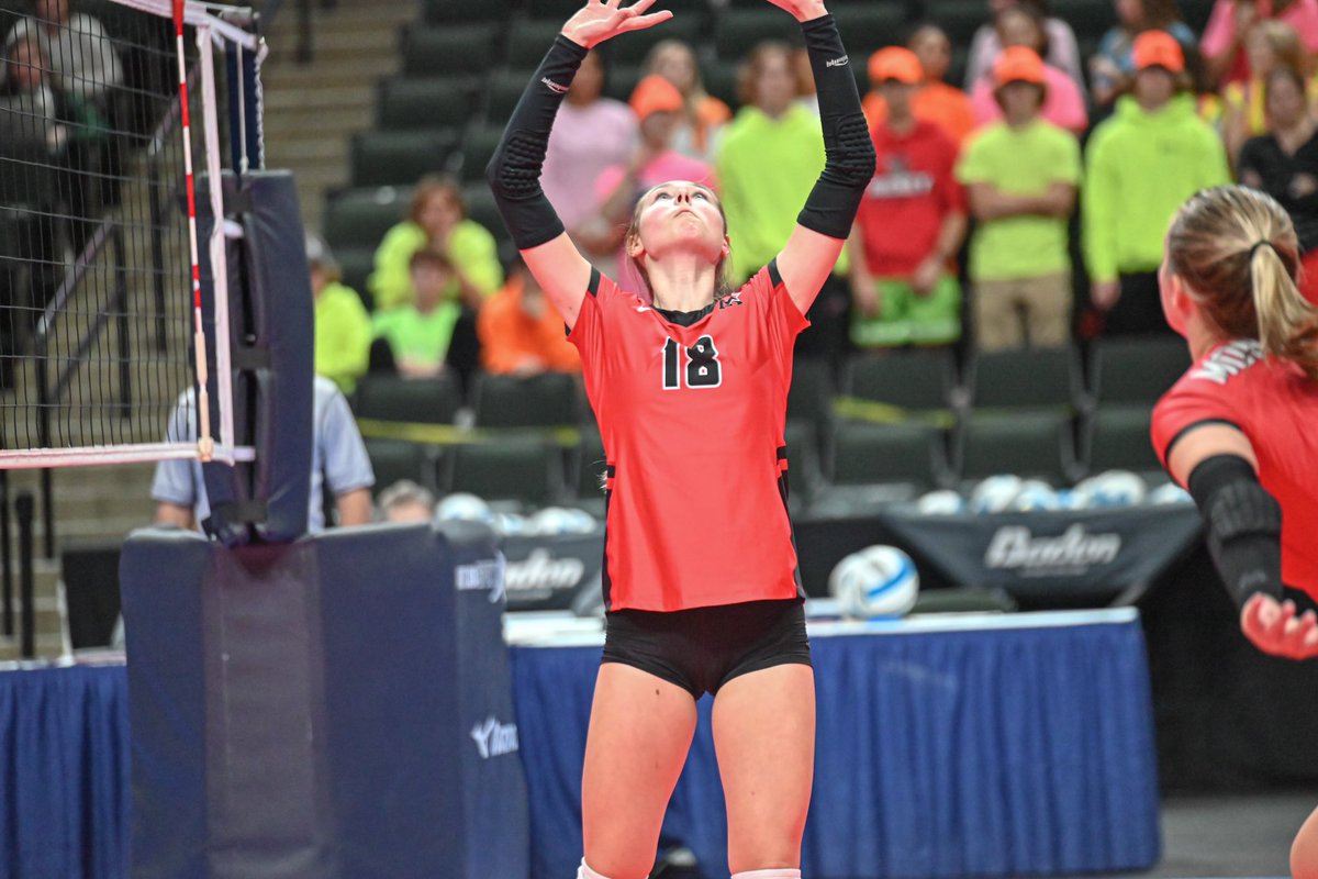 MonticelloMagic's tweet photo. Conference Champs ✅

Section Champs ✅

Consolation Champs at State ✅

A fantastic season for @MontiVolleyball ends today with a 3-1 win at the Xcel Energy Center! 

Great job ladies! 

#MontiMagic https://t.co/7HyFa1WDaY