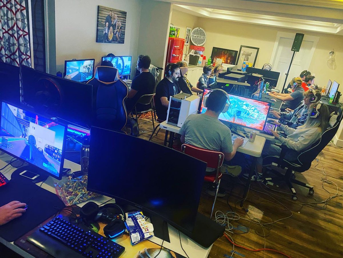 Sloanbone's tweet photo. Been playing and doing LAN parties since Battlefield 1942. 2042 was no exception, except we have teenagers who we are passing the torch to. Thanks #Battlefield #dice #Battlefield2042 https://t.co/2BsI3lm6Qh