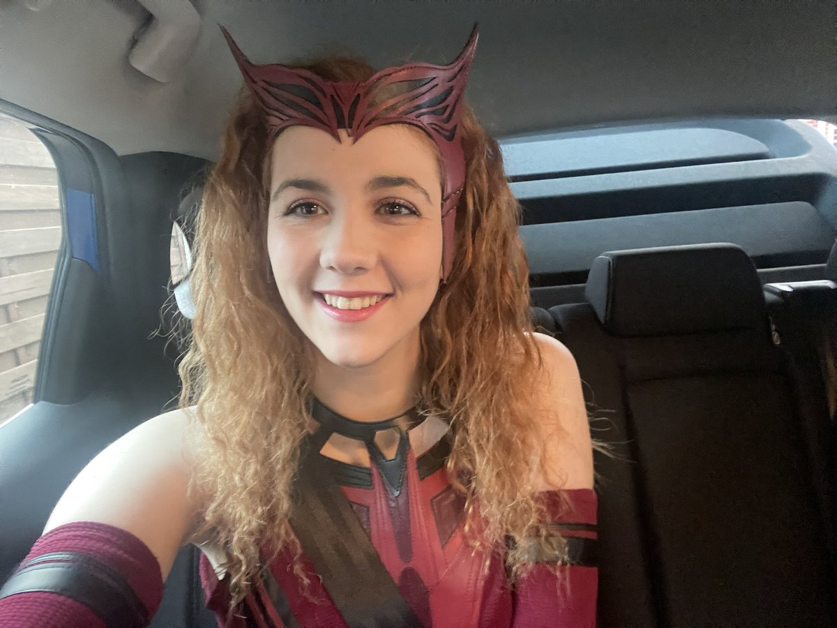 lily_prus's tweet photo. @MCMComicCon https://t.co/3IIvbZbW8I