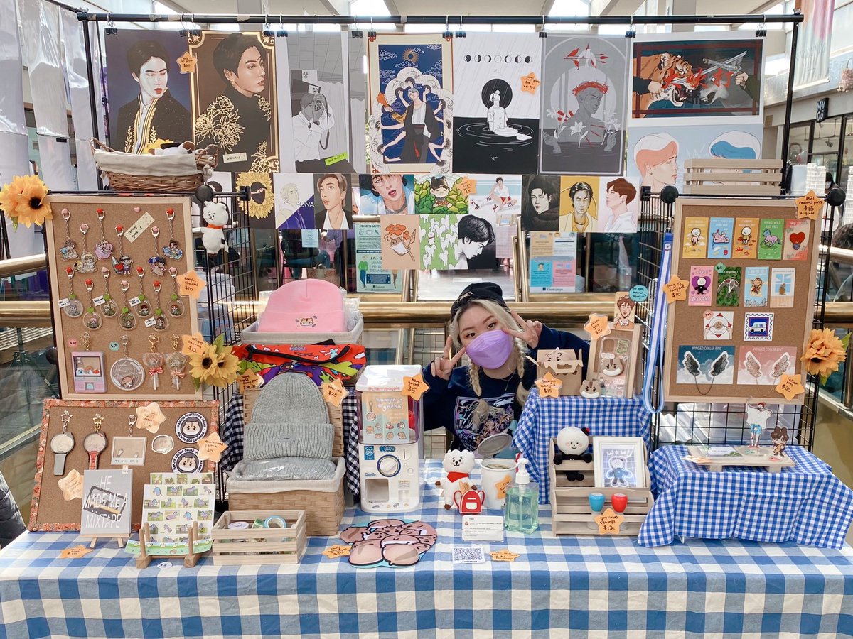 all set up at mini art mart in sf japantown!! come say hi!!!!!! 🐹✨
