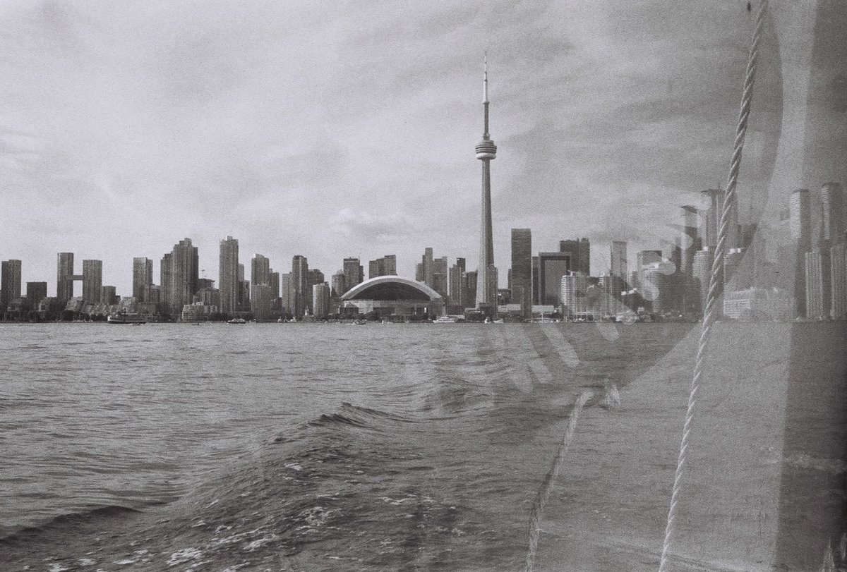 purpledocket's tweet photo. some toronto stock photos https://t.co/eU0qfoM1bU