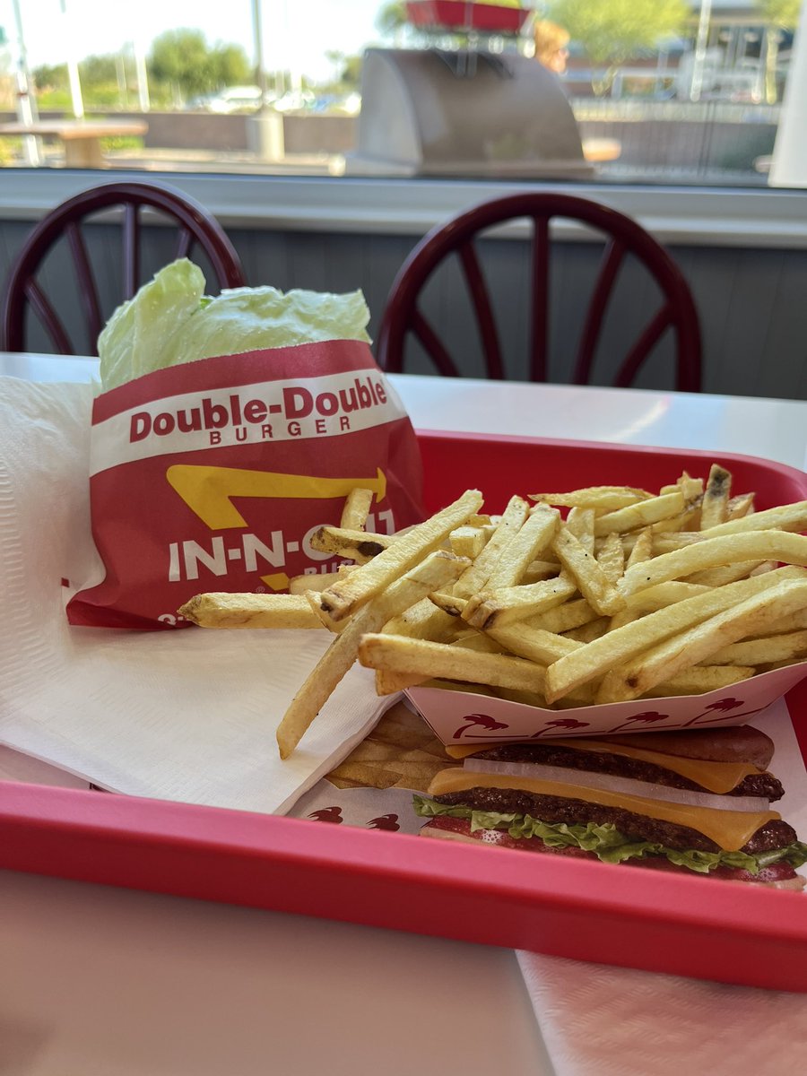 ZackMorrison18's tweet photo. How I’ve missed you… #InNOut #doubledouble #animalstyle #proteinstyle https://t.co/19t8nFUTMk