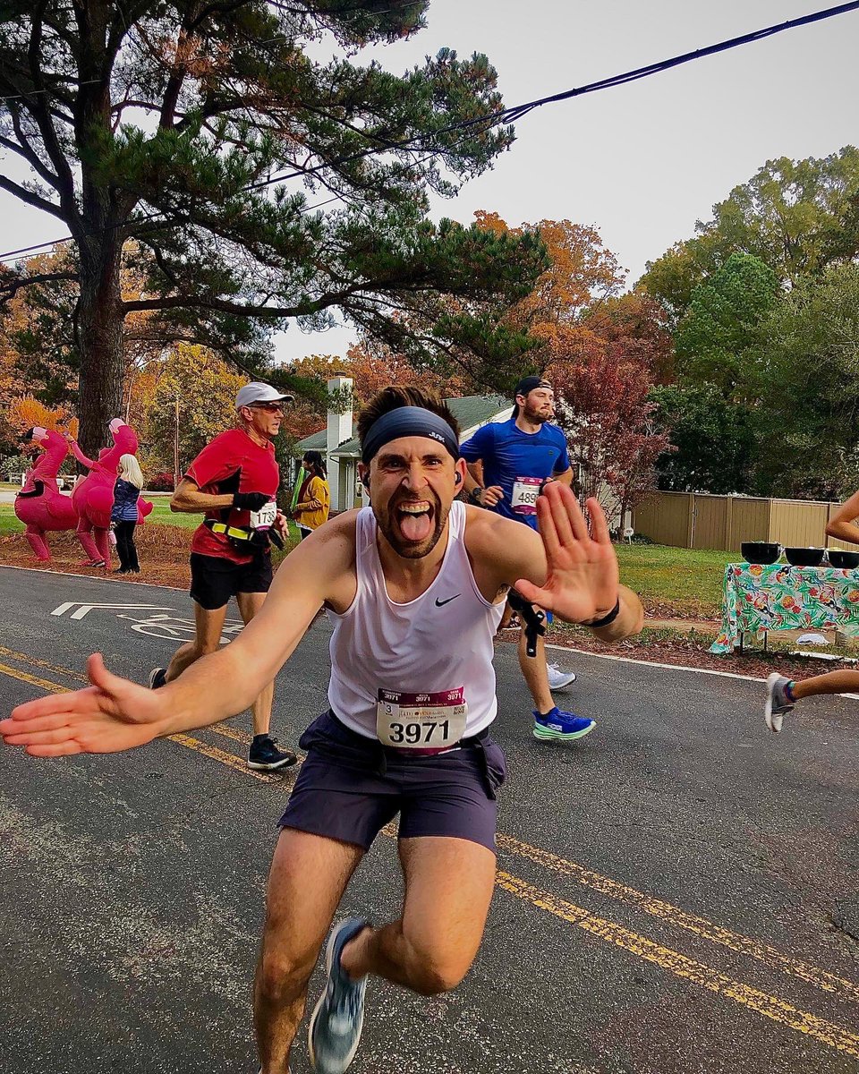 Joe_Kuyk's tweet photo. 26.2 reasons to go take a nap. #LetsGoRVA #RunRichmond https://t.co/KFeljJH1VQ