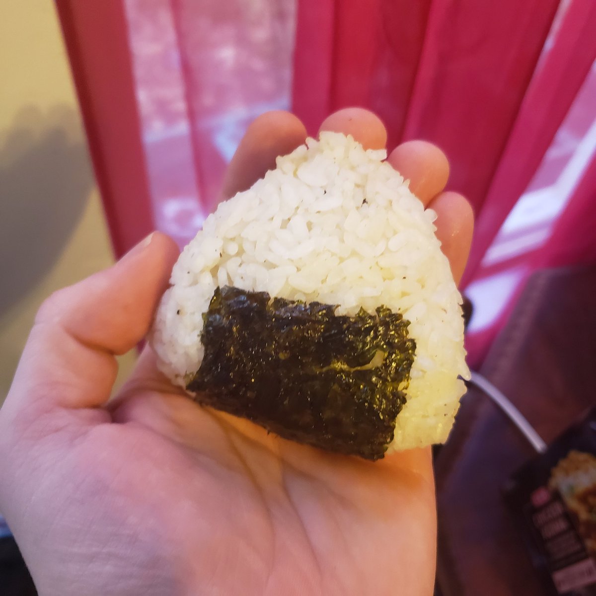ZayaG6's tweet photo. I've finally done it! All my life has been leading to this point 😅

#Cooking #onigiri #anime https://t.co/smJkGGM6Jd