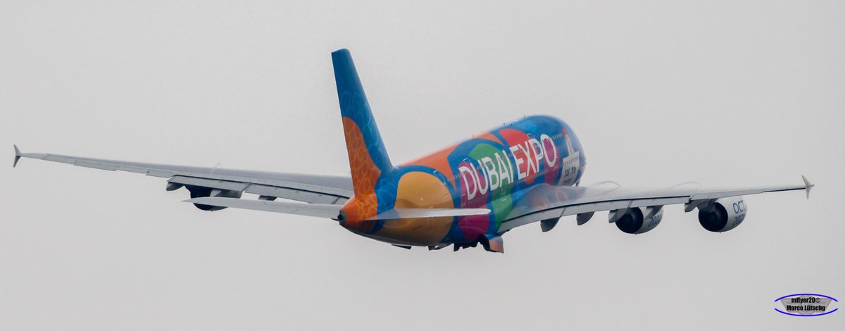 mlflyer20's tweet photo. Heute am Flughafen Zürich der A380 der Emirates mit der Sonderbemalung Dubai Expo Be Part of the Magic. 
Fotos Marco Lütschg 
#ZRHFanPhoto @emirates @zrh_airport https://t.co/FQq9qlMEyD