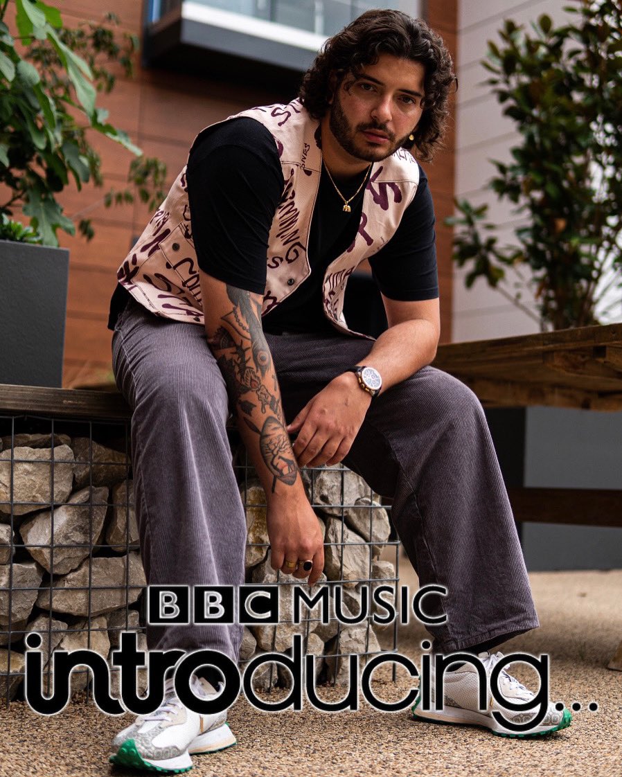 WeAreKesho's tweet photo. Whiskey Sour is being spun TONIGHT on @bbcintroducing south &amp; west 😁😁🥃🥃 tune into @bbcradiosolent between 8-10pm !!! Thank you @stephnradio as always ❤️ https://t.co/Q5lX6kAkdX