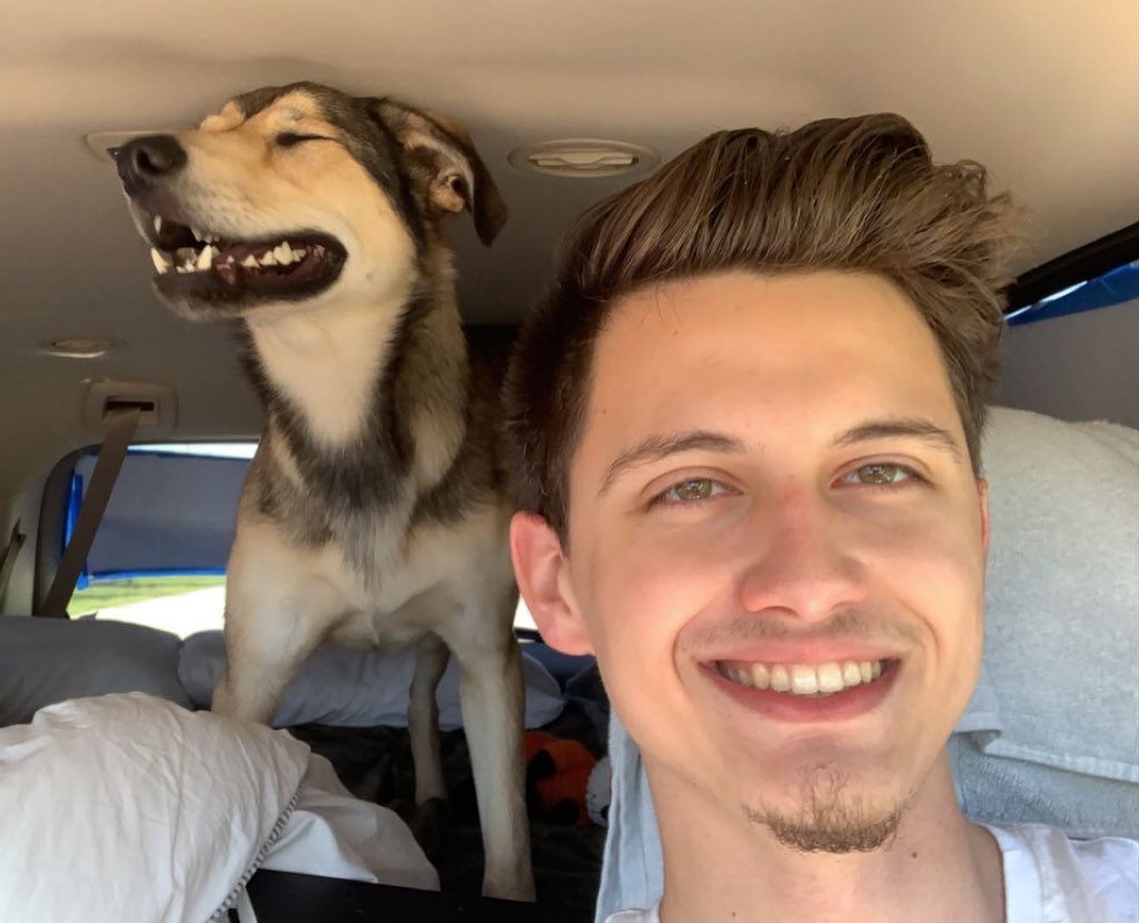 AlexFallContent's tweet photo. Saturday is for the boyz https://t.co/86YGBaz3w4