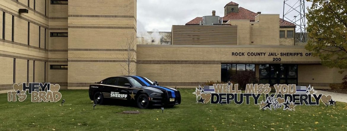 CoachDJ99's tweet photo. Rest In Peace Sir. We will take it from here. #BackTheBlue #WeHaveYour6 @RockCounty911 https://t.co/JA8doOpkve