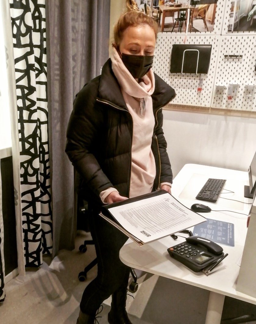 Хлоднокровная рептилия и милейший грызун обнесли сегодня икею, накупили всяких ништячков, да, <a href="/OKashitcina/">Сурок</a>?) 😂🙈 прекрасный день 💛