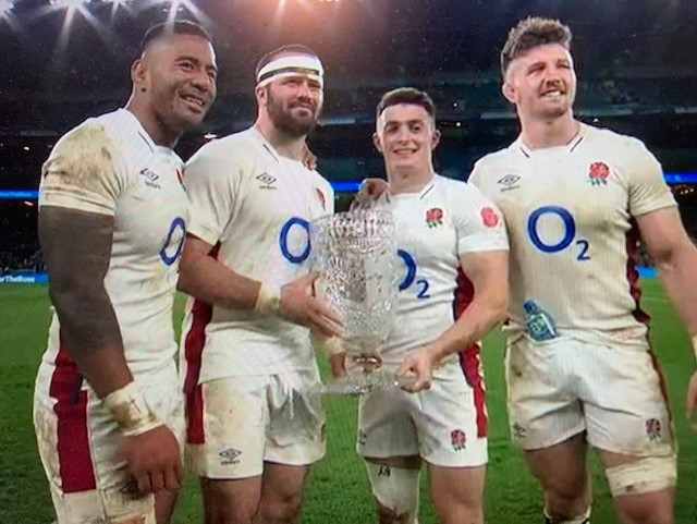 SaleRugbyNews's tweet photo. 'Nuff said.  #Proud 

@Manutuilagi @bevan_rodd @raffiquirke @TomCurry98 https://t.co/QCBQZUU1DO