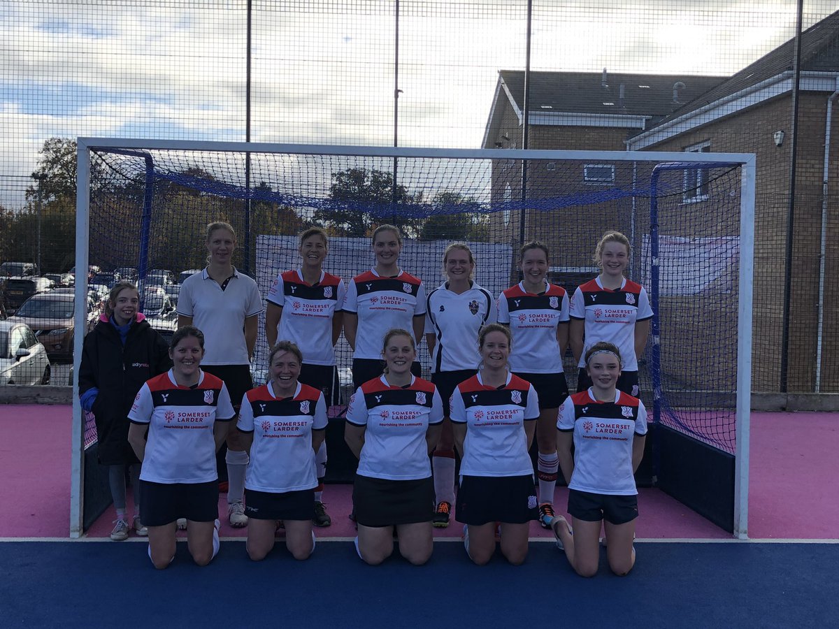 Second week in a row of hockey posts, but SO proud of this brilliant lot! A fab 3-3 draw against top of the league - we played a blinder! This makes for a very happy captain on a Saturday night 👏🏽👏🏽👏🏽