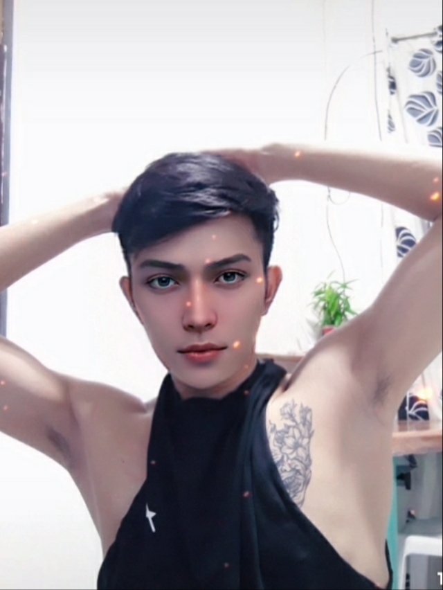 FloresDerron's tweet photo. Beauty attracks the eye, but personality captures the heart✨💙 https://t.co/DBNqUE8mxO