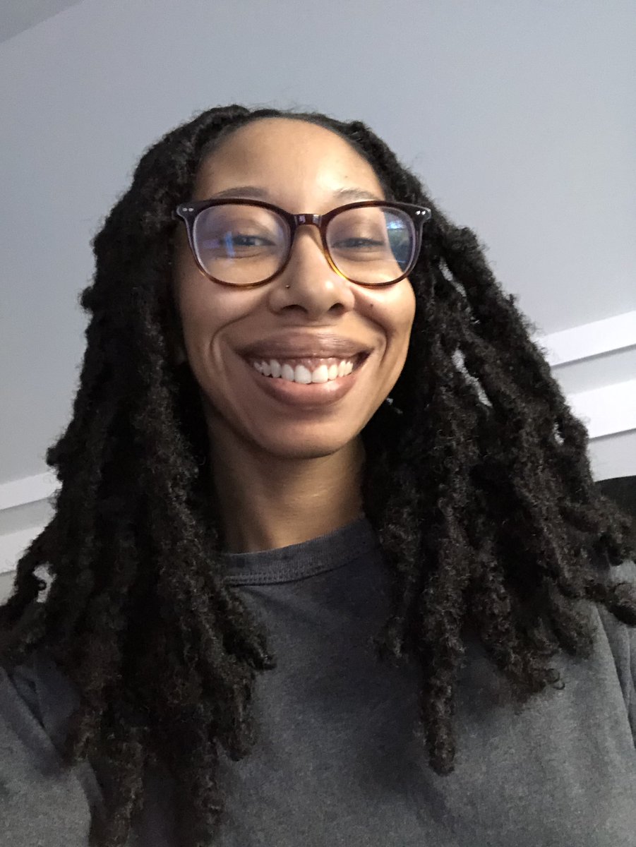 twelveDOTsol's tweet photo. oh yeah, shoutout to my mother for learning how to do this from all yall who are great instructors on the internet &&&&& doing it on the first try #butteryassmondays #firsttryfriday https://t.co/xOVPpFrL5r