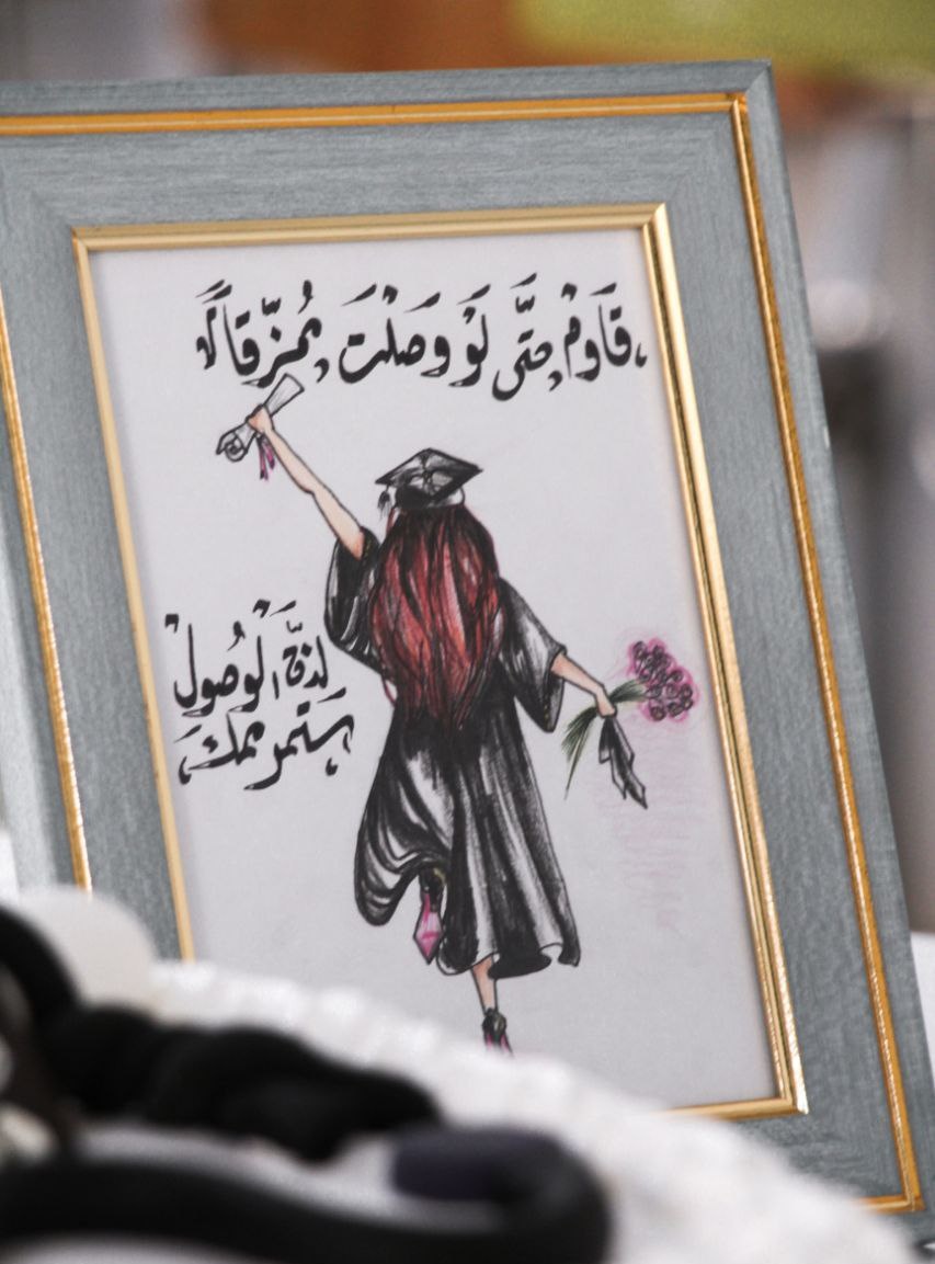 ghufranbsalah's tweet photo. Congratulations my sister 🖤🎓.
#13_nov https://t.co/X6yddkHpxd