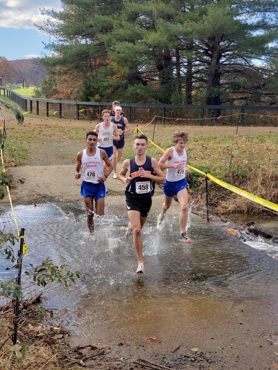 bmaynard3069's tweet photo. Sr Samuel Yakulis Jr polished off a stellar HS XC career w/ another medalist finish &amp; 2nd straight All-State Honor! Jr Kate Craig came in ranked 36th, but finisher 19th today. Fantastic runs @ the historic Great Meadows State XC course.

@DanHornick 
@FLSVarsity 
@milestatdotcom https://t.co/NGLld6vqGw