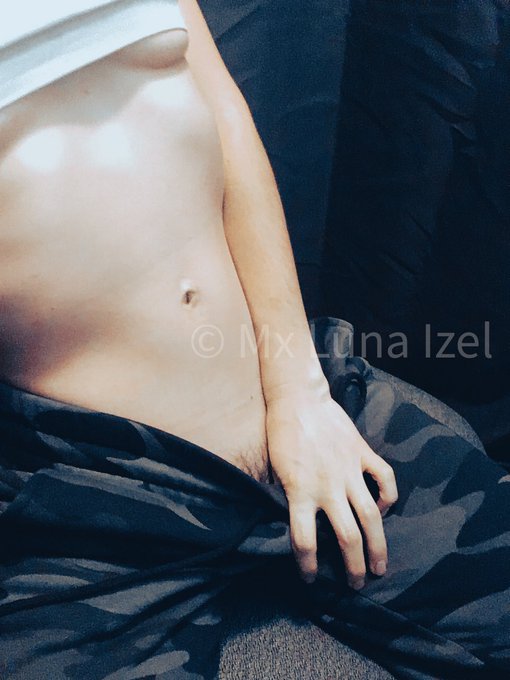 Don&rsquo;t mind me, just being sexy af. Online @SextPanther   https://t.co/ejvdWcGRnp https://t.co/6N75o2<a class="tags" href="/tag/sextpanther">@sextpanther</a>