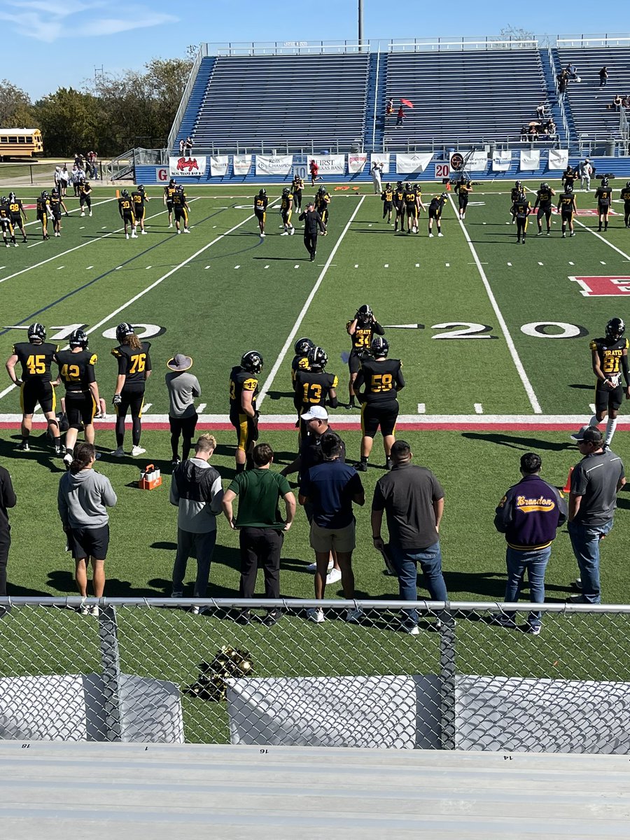 MasonSchuler4's tweet photo. Had a great time @SUPiratesFB game today. Great program, enjoyed seeing you do what you do. Thank you @CoachBishopSU2 for the invite. https://t.co/OnbWX1KVnu