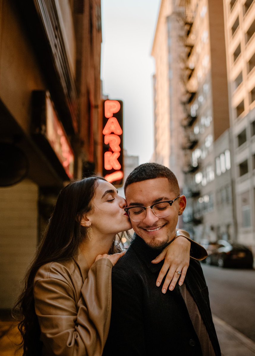 Gisellelluna's tweet photo. sneak peak at our engagement session in the Philly #engagement #Philly #city #love https://t.co/NIfU39as1j
