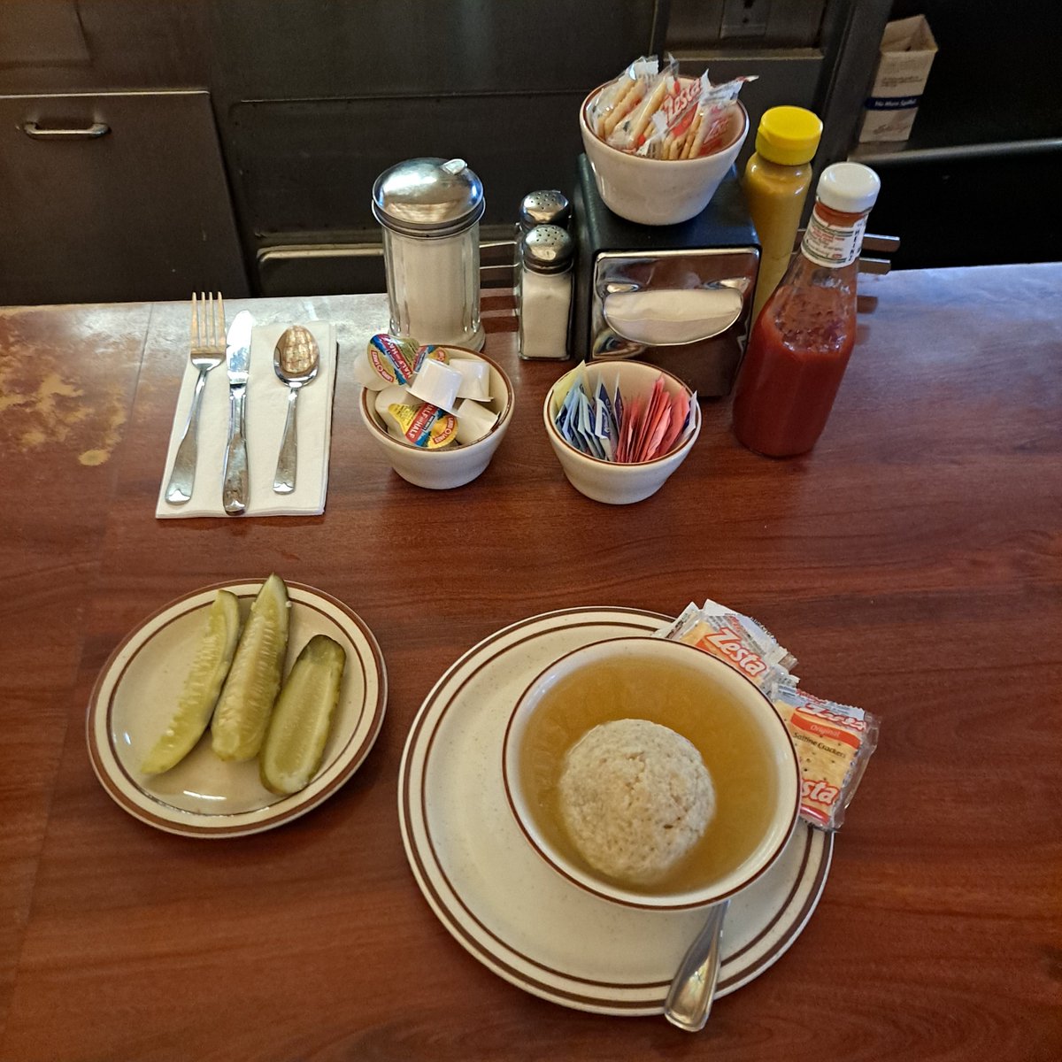 Cameron_Gray's tweet photo. First stop in Los Angeles, @cantersdeli for matzo ball soup, pickles, and pastrami

It's around the corner from CBS Television City and I'm laughing to myself picturing Charles Nelson Reilly coming in here with the rest of the 70s "Match Game" cast https://t.co/p3EldVDhWW