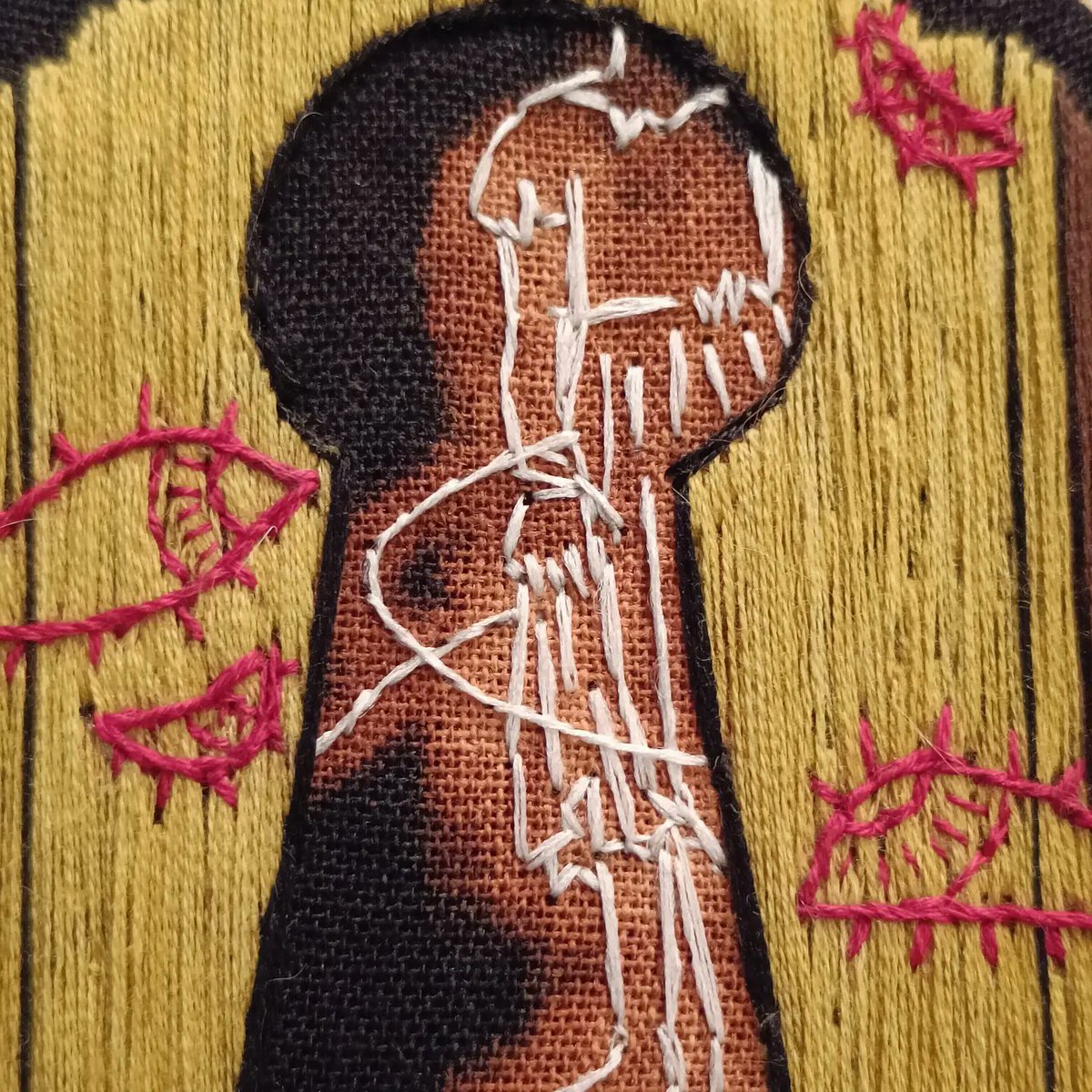 kirikiri1's tweet photo. Hoop for Episode 1 of @TheHallowoods - Keys, for @crowdessa who kindly donated to The Okra Project. Thank you!!
Glow in the dark ghost boy surprise!
#embroidery #hoopart #hfth #hellofromthehallowoods #percyreed #keys #nikignik https://t.co/Z8Xzj2sACz