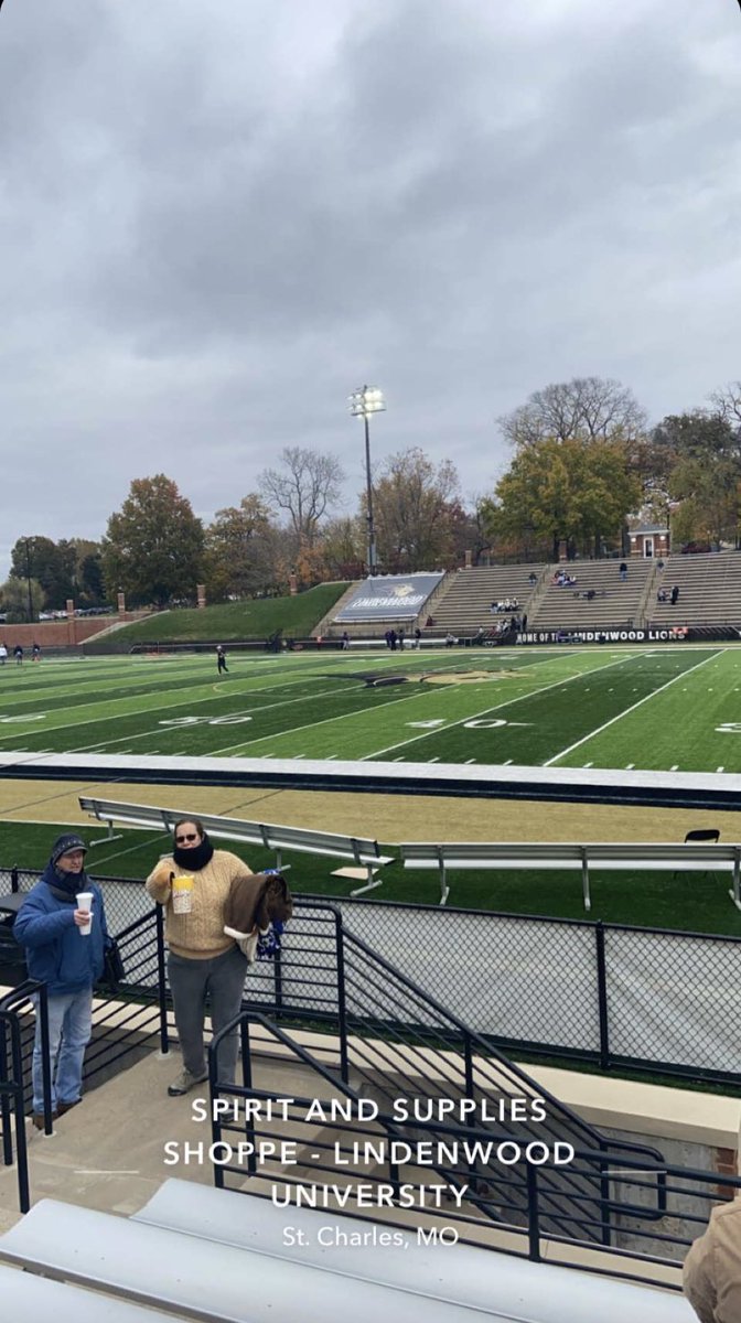 colesams2's tweet photo. @LindenwoodFB thank you for the visit really enjoyed it. https://t.co/hVNn27wv4t