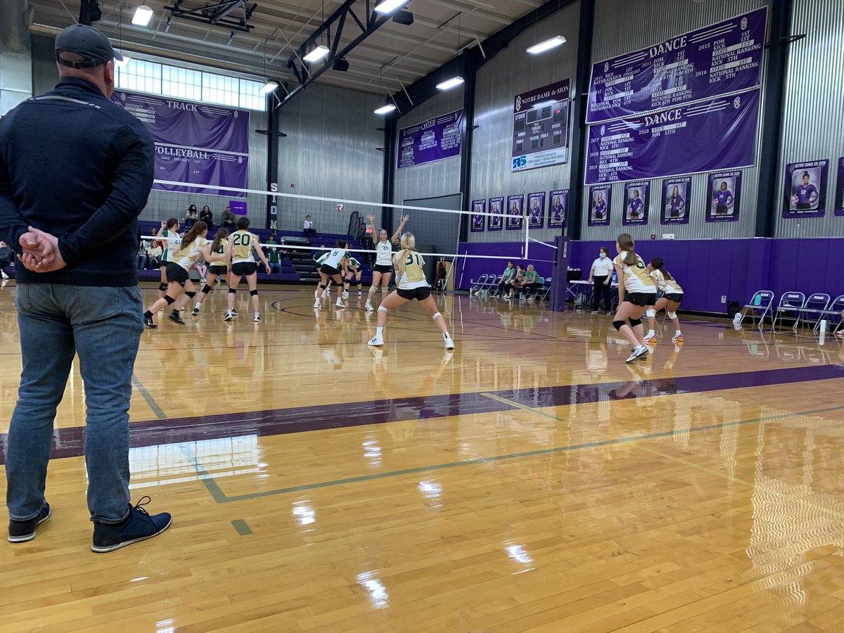 Notre Dame de Sion Volleyball tweet media
