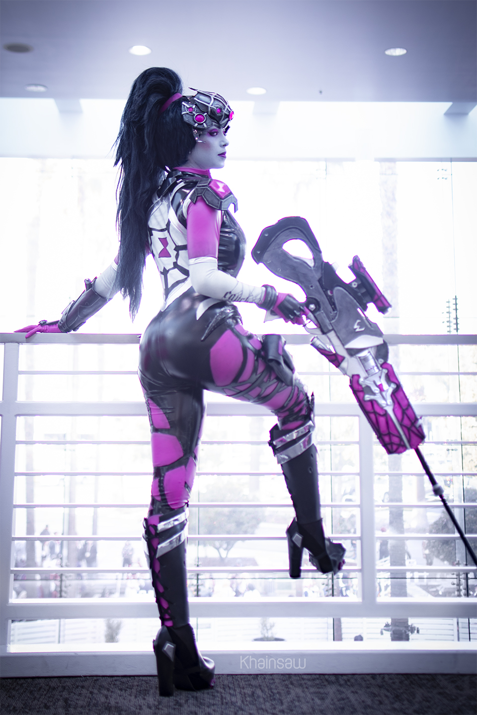 1 pic. Throwback to my Spider Widowmaker cosplay! I loved this design so much more than her original. <3 What Overwatch cosplay should I do next? https://t.co/ZHNM4NCntD