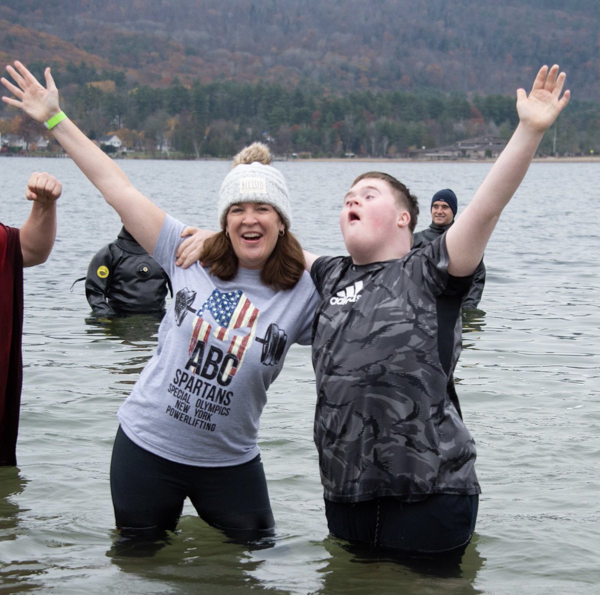 shengsterman's tweet photo. Plunge #2 ✅. At the last minute Alex joined in too. Maybe Santa had something to do with that?  $150k raised for @SpecOlympicsNY  in Lake George and in Westchester, rumor has it @KaitBrennTweets plungers have surpassed $200k! Lots of great NYers #FreezinforAReason today! https://t.co/MJx7INjbhk