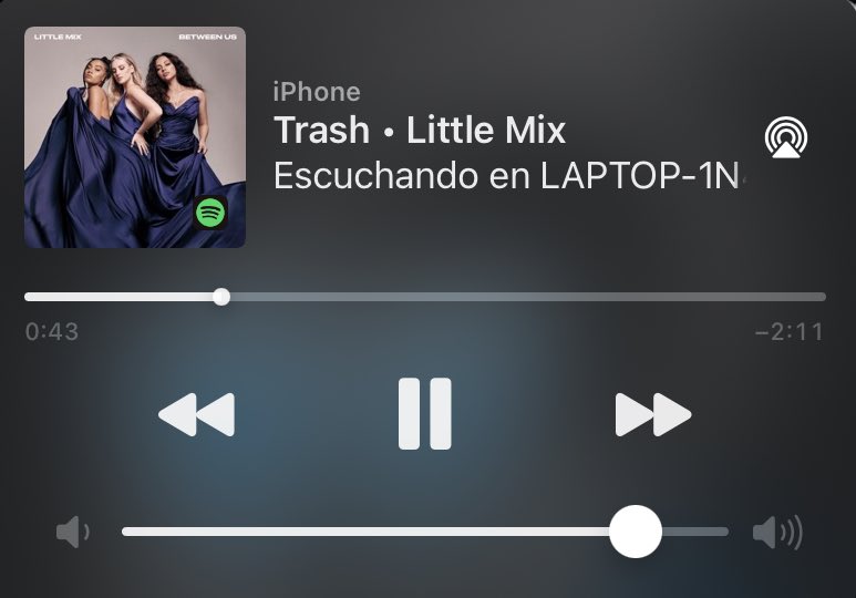 snxthirlwall's tweet photo. Trash nadie te ama como yo, lo juro 
#NO #LittleMix @LittleMix https://t.co/AkFHcAwgdt