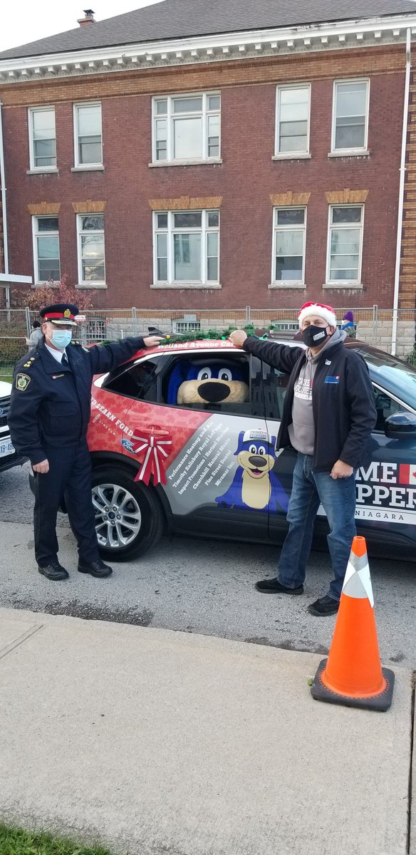 Niagara Falls Santa parade 2021