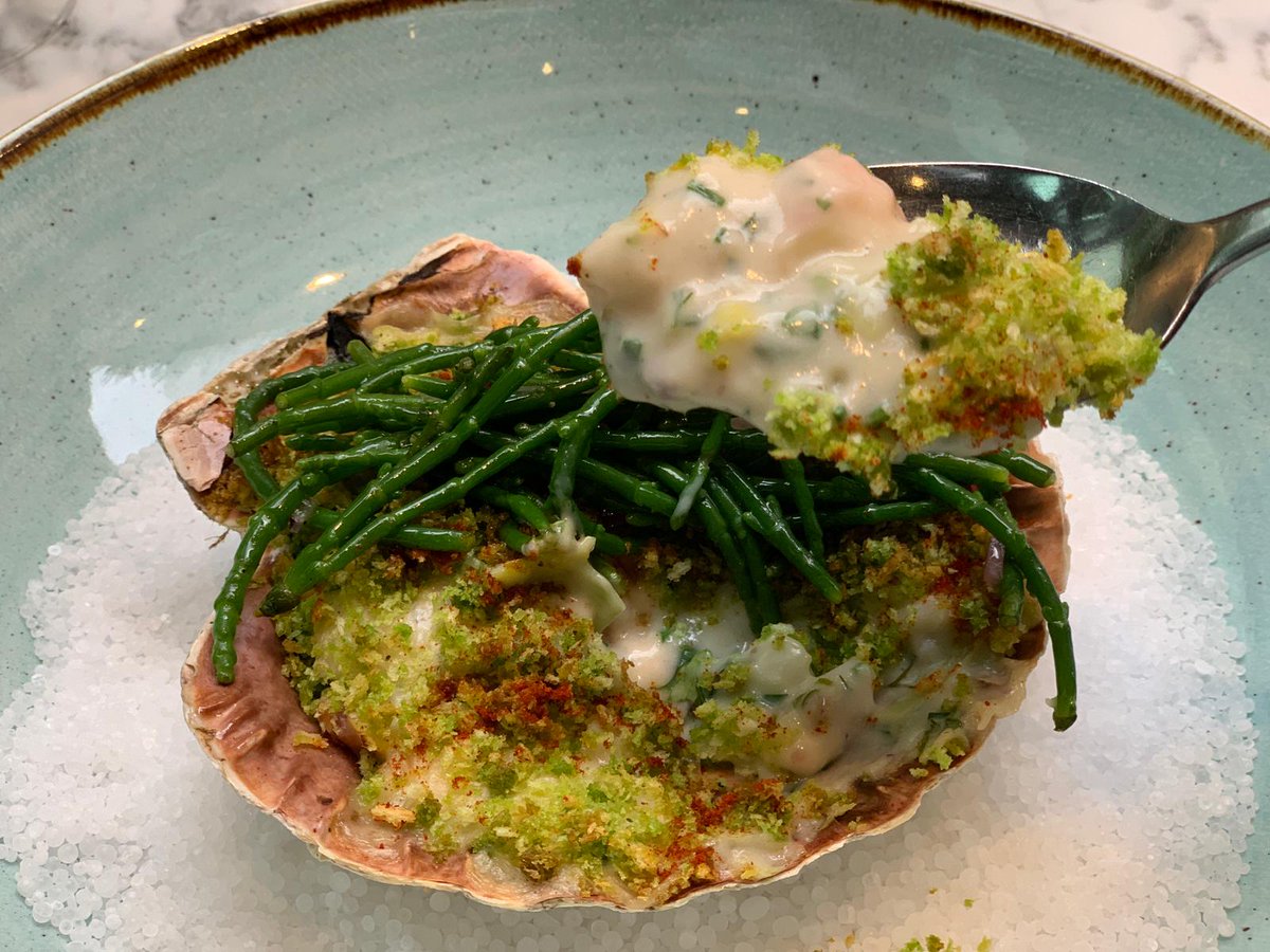 A brand new and delicious taste of the sea!

Baked Scallops, Prawns and Octopus, Creamed Leeks, Samphire with Smoked Paprika and Herb Crust