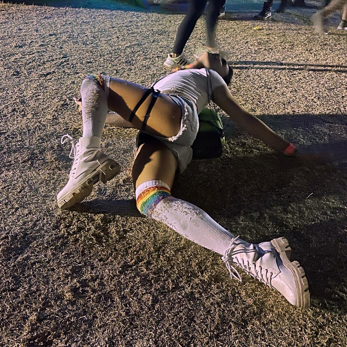 Nichonce's tweet image. I see you looking 😉