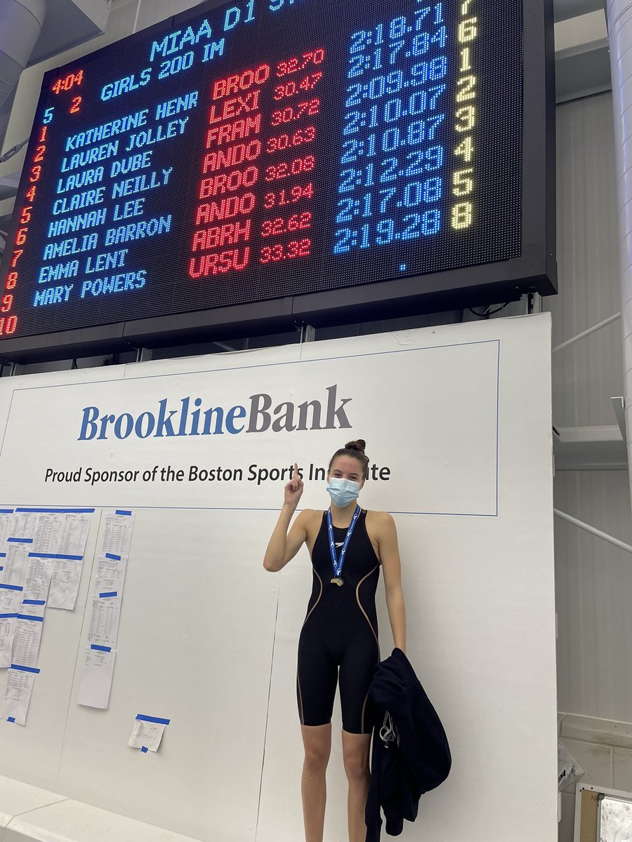 FlyersSwimDive's tweet photo. Congrats to Laura D - State Champ in the 200 IM. New school record as well by almost 2 seconds. @PrincipalBanach @FHSFlyersSports @FramSource @MetroWestSports https://t.co/ndjkx0XXXr