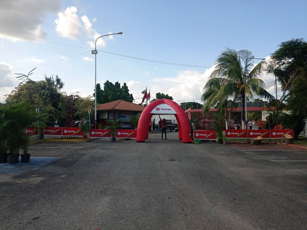 GabancitodeOro's tweet photo. Todo listo para celebrar la XXIII edición del festival infantil #GabancitodeOro Barinas 2021. Desde el club Maporal. ¡Te esperamos! https://t.co/8Jdag7PBcS