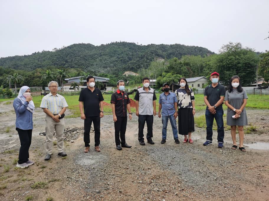 DOAkubangpasu's tweet photo. 10 Nov 2021 Lawatan Dato Bandar Penang Ke Projek Tanaman di Daerah Kubang Pasu #myDOA#TeamDOA#TeamMAFI#MAFIPrihatin#DOAKedah#DOAKubangPasu#KeluargaMalaysia#MAFIMalaysia#KeluargaDOA https://t.co/OIhMjI1kLA