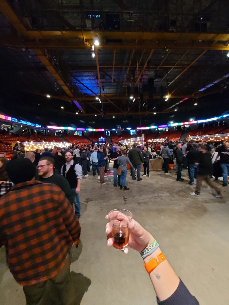 JohanBBT's tweet photo. No Texas breweries in this bitch 😡 #FOBAB21 great beer nonetheless #beer #festival https://t.co/jtmTh4ftex