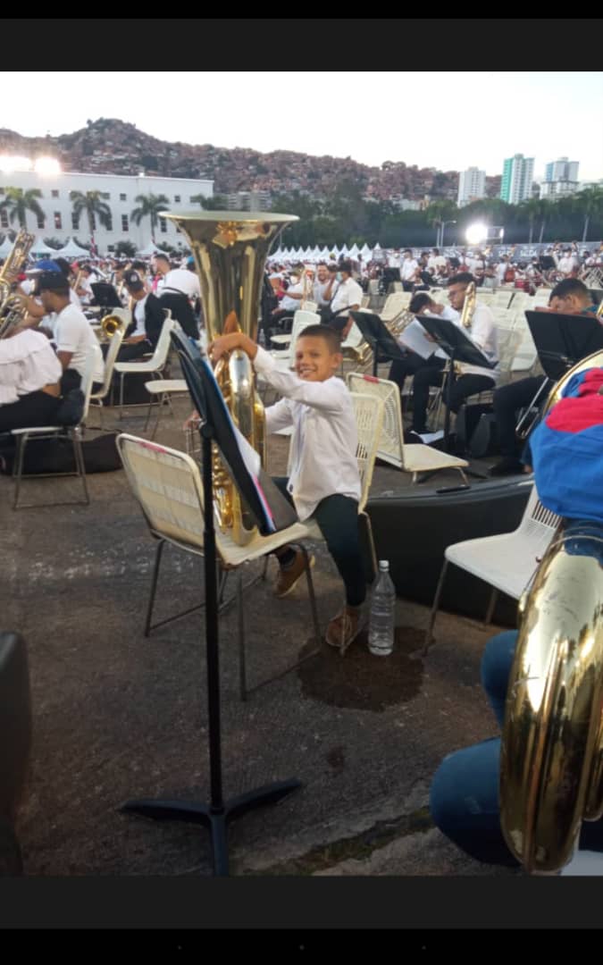 culturaTru's tweet photo. Músicos trujillanos representan con orgullo a nuestro estado en #LaOrquestaMasGrandeDelMundo https://t.co/Rzws4sZ26l