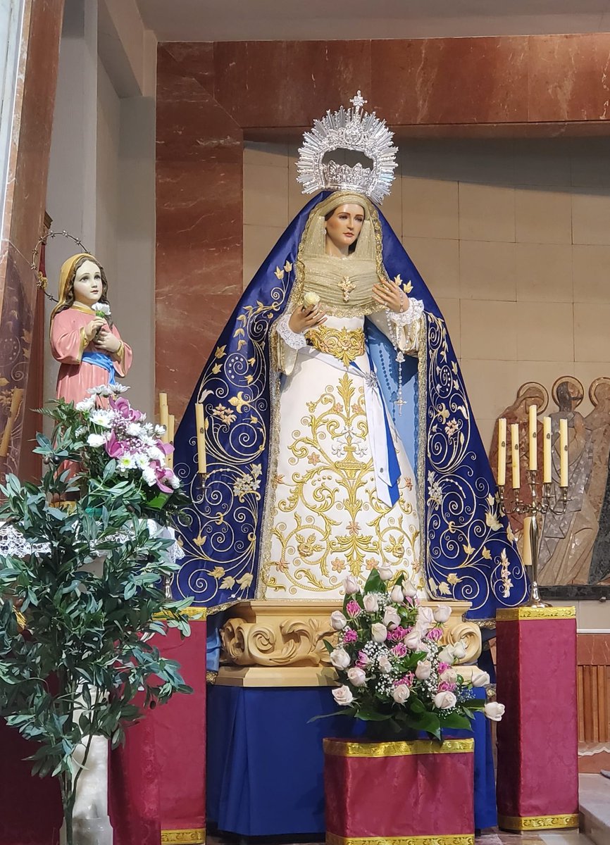 Vox_Hellin_Of's tweet image. ‼️ Nuestro Equipo de trabajo de VOX en #Hellín, han acudido al "VII Aniversario de la Presentación y Bendición de María Santísima de la Alegría".

👉 Se ha presentado el Boceto de La Cruz de Guía Procesional, Pregón de la Hermandad y entrega del VI Premio de Fotografía.

⬇️⬇️