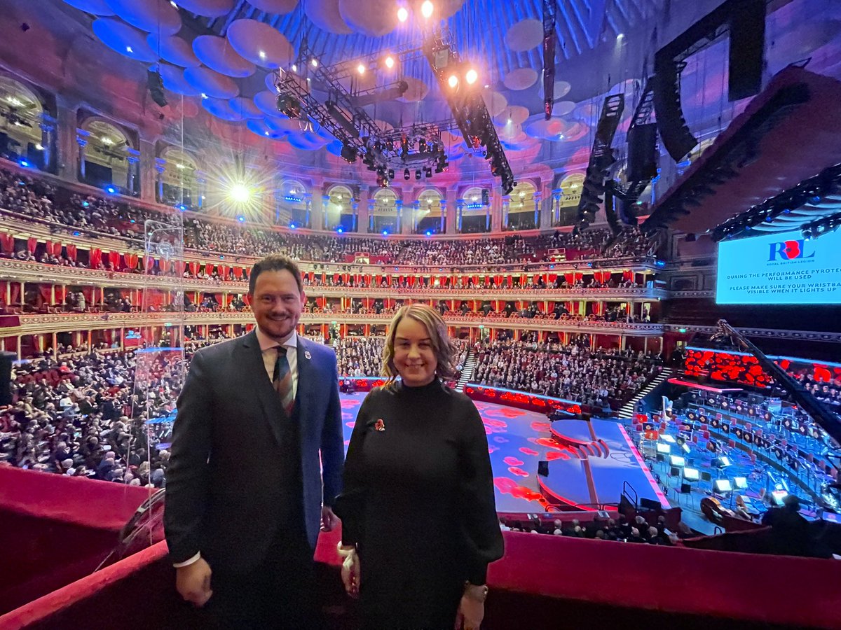 labourforces's tweet image. Our @ShadowDefence team had the privilege to attend @PoppyLegion’s Festival of Remembrance alongside @Keir_Starmer tonight. We hope you enjoyed it @StephenMorganMP and @Steph_Peacock. #LestWeForget