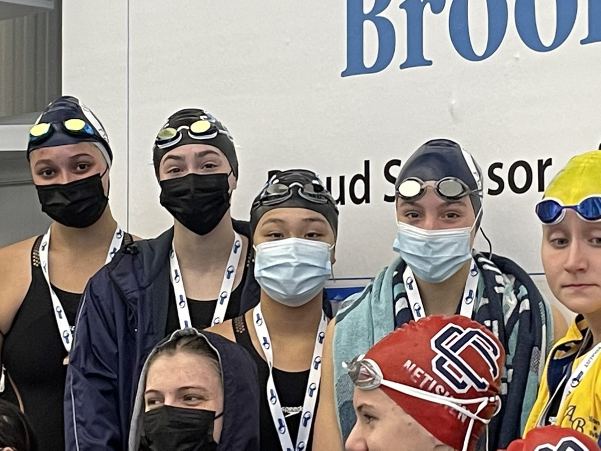 FlyersSwimDive's tweet photo. New school record in the 200 medley relay. 3rd place at States. @FramSource @FHSFlyersSports @PrincipalBanach https://t.co/H4lfSRtiWA