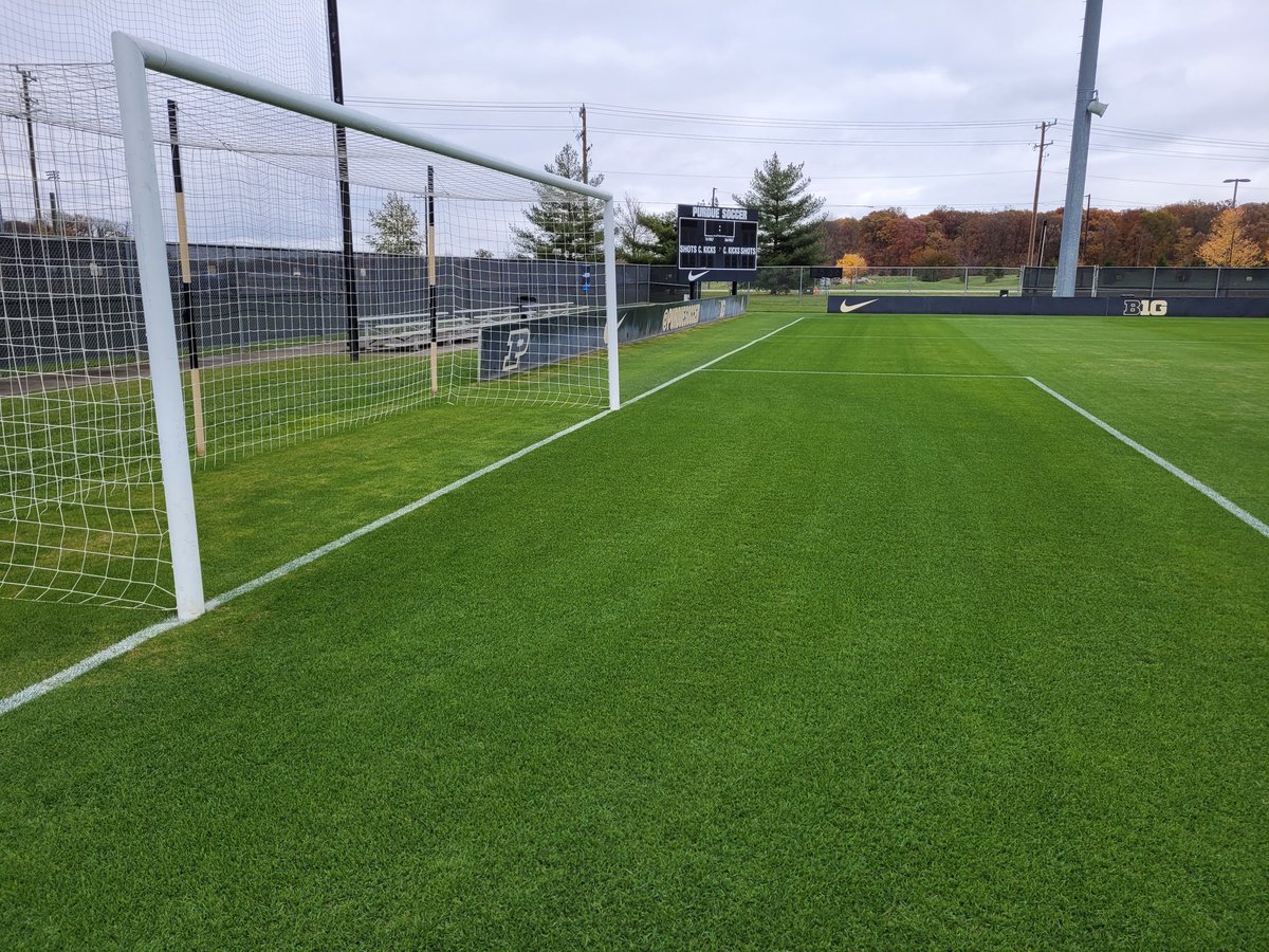 lievense_nick's tweet photo. #FolkField is ready for NCAA 1st round! Been quite a year with the earliest match ever played in Feb to latest match ever played. I'm never happy with how it looks, but gmouths are solid and it played consistently all year, which is the goal. #SportsTurf #BoilerUp https://t.co/Hr27iMl3KT